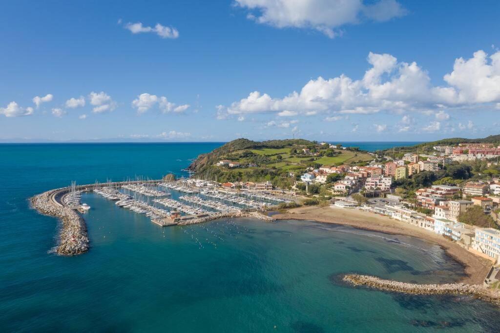 Appartamento Sirena A 2 Passi Dal Mare Piombino Dış mekan fotoğraf